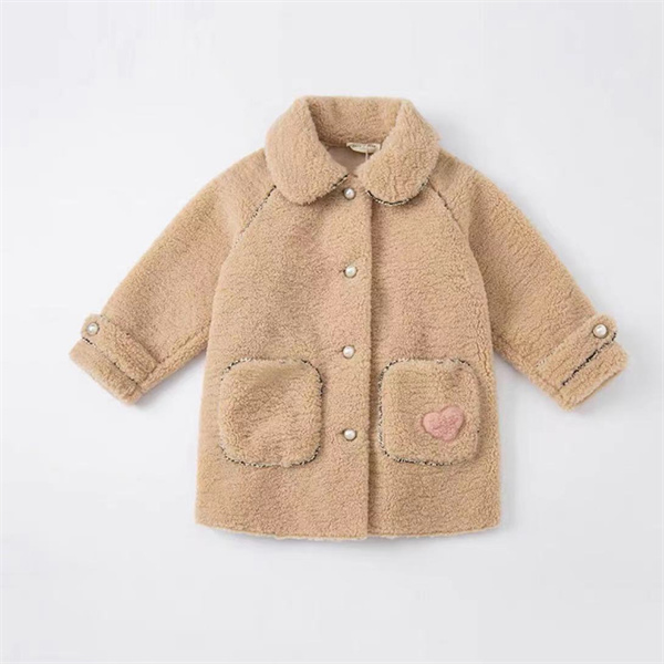 beige collar cashmere coat