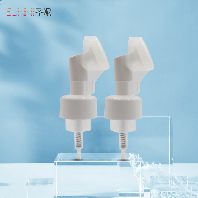43mm Plastic Facial Foam Pump Dispenser with Brush