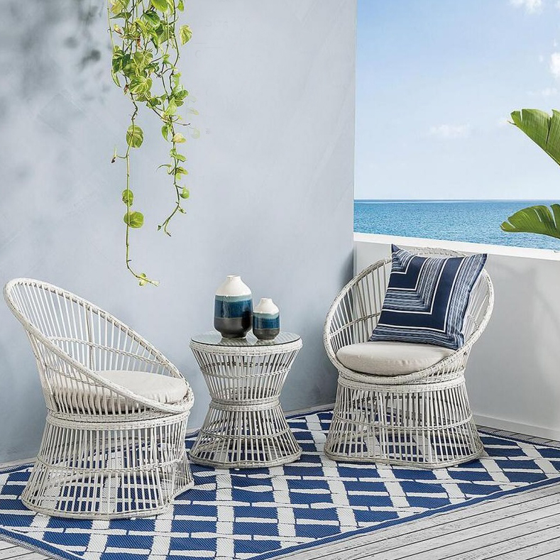 Handweave PE Rattan 3piece patio/balcony bistro set table and rotating chairs