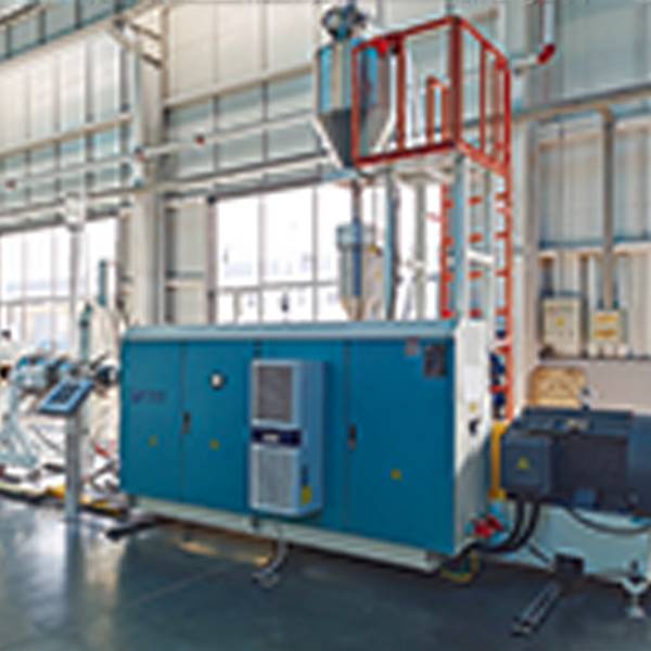 High efficiency plastic extrusion production equipment