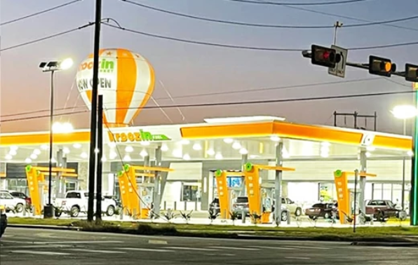 Gas station signage for Kroozin Fuel station in TX