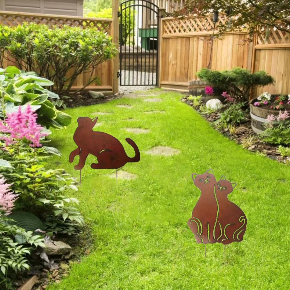 Rust cat profile is suitable for outdoor decoration of courtyard, garden and lawn