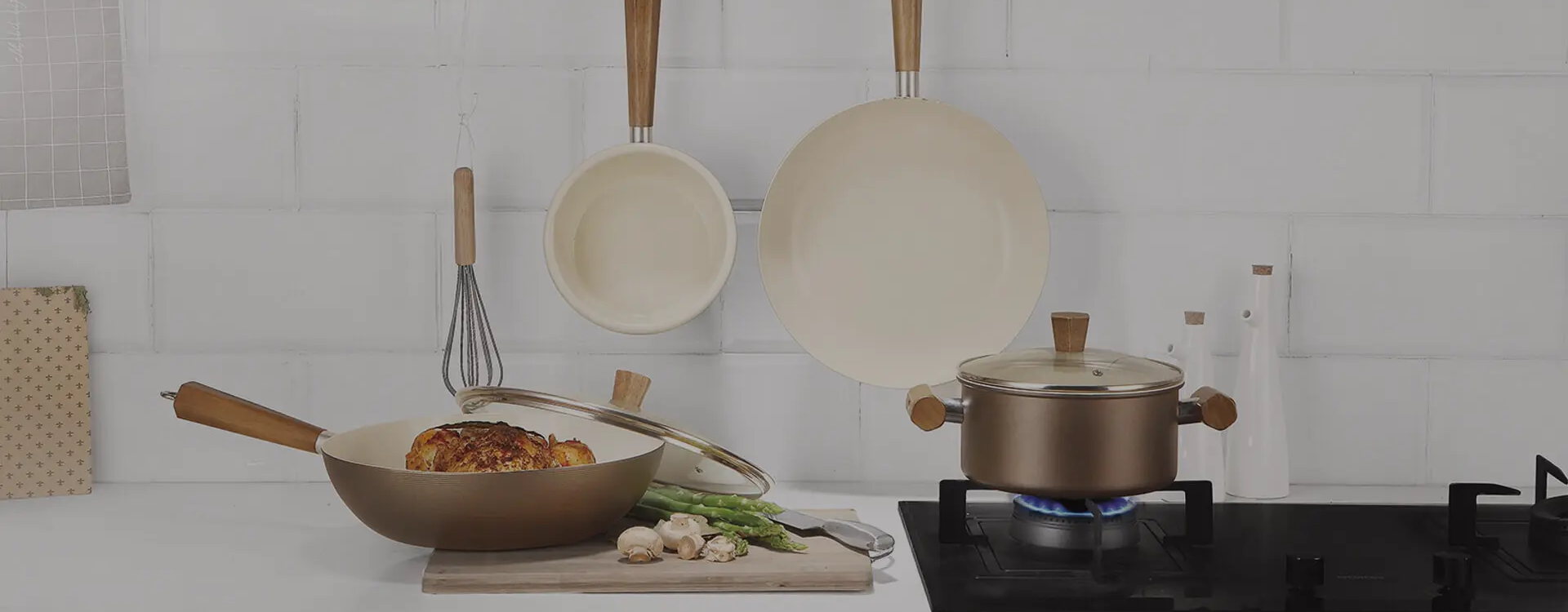 Lonyoung Made in cookware made in china.