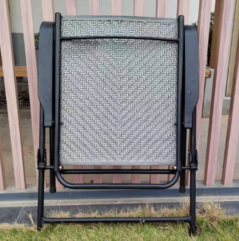 Wicker Folding Chair