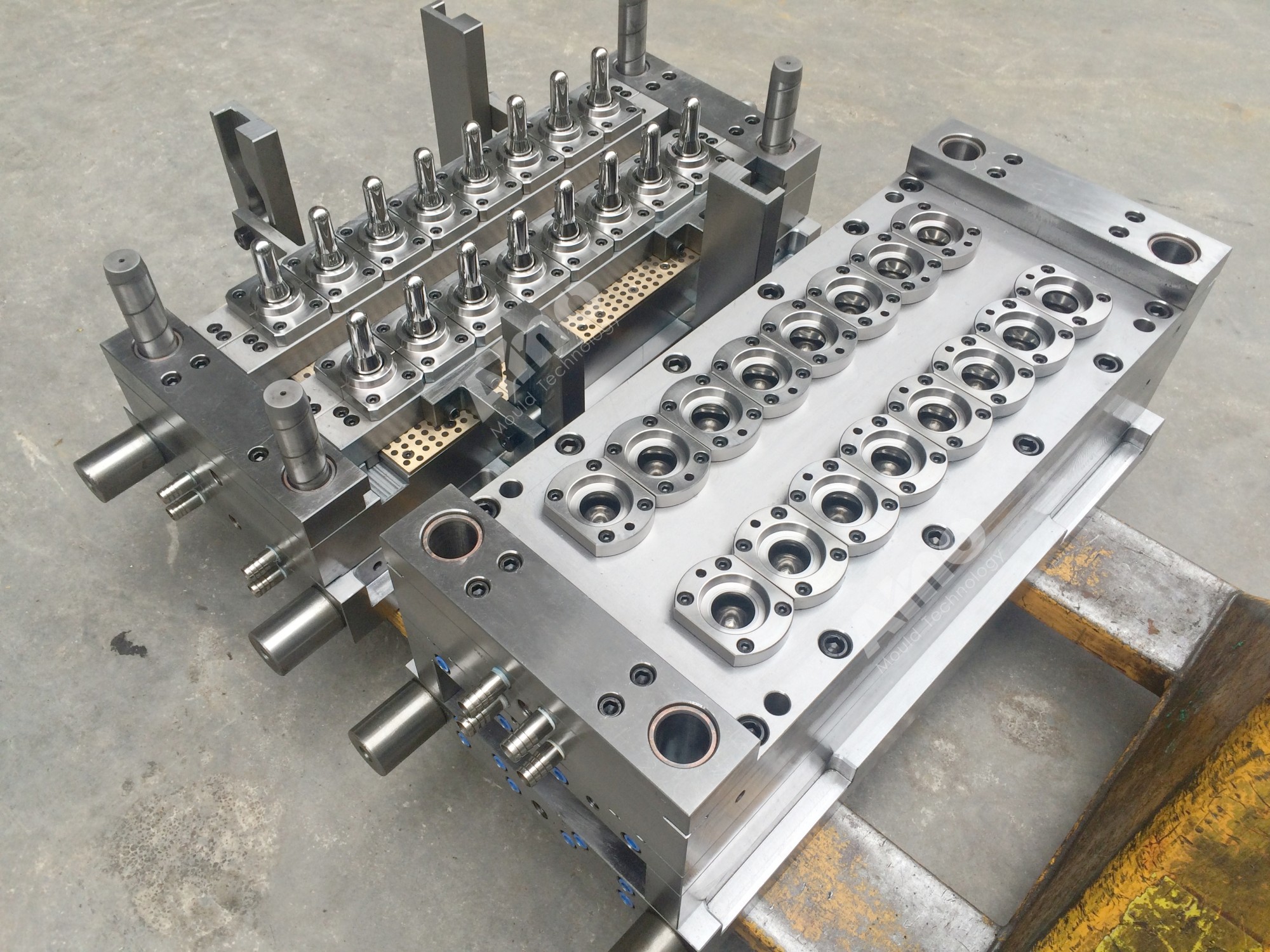 preform mold