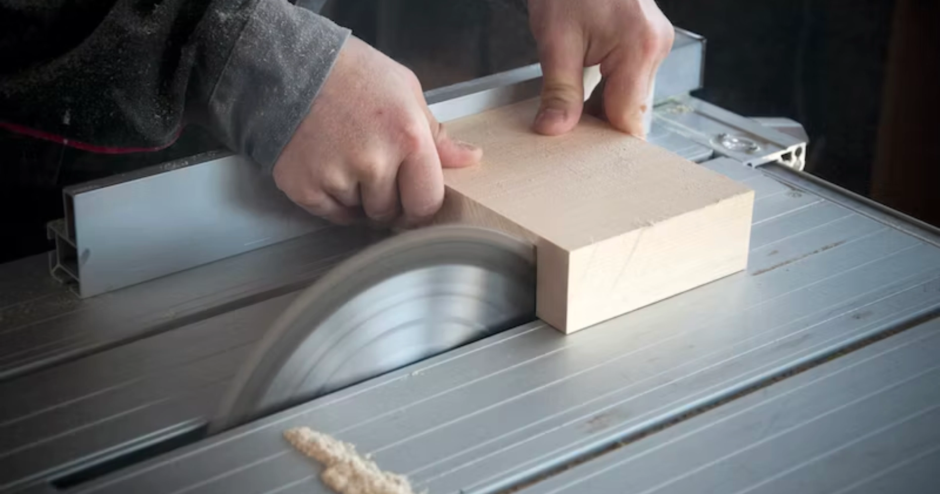 CUTTING MACHINE 4201