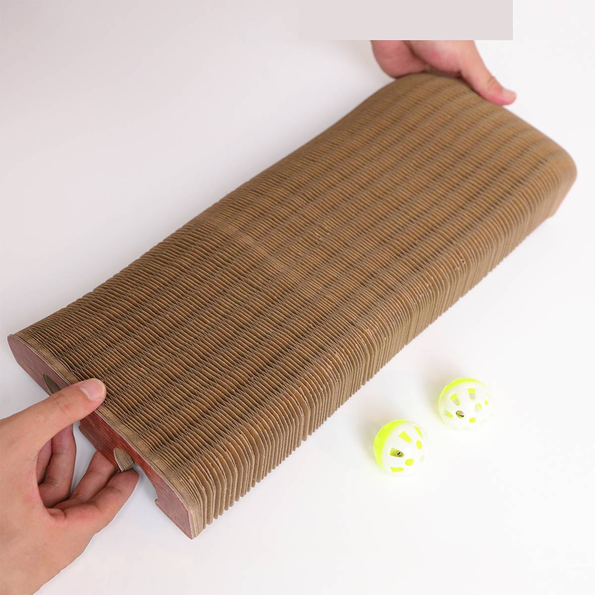 Arched bridge shaped cat scratching board with toy ball