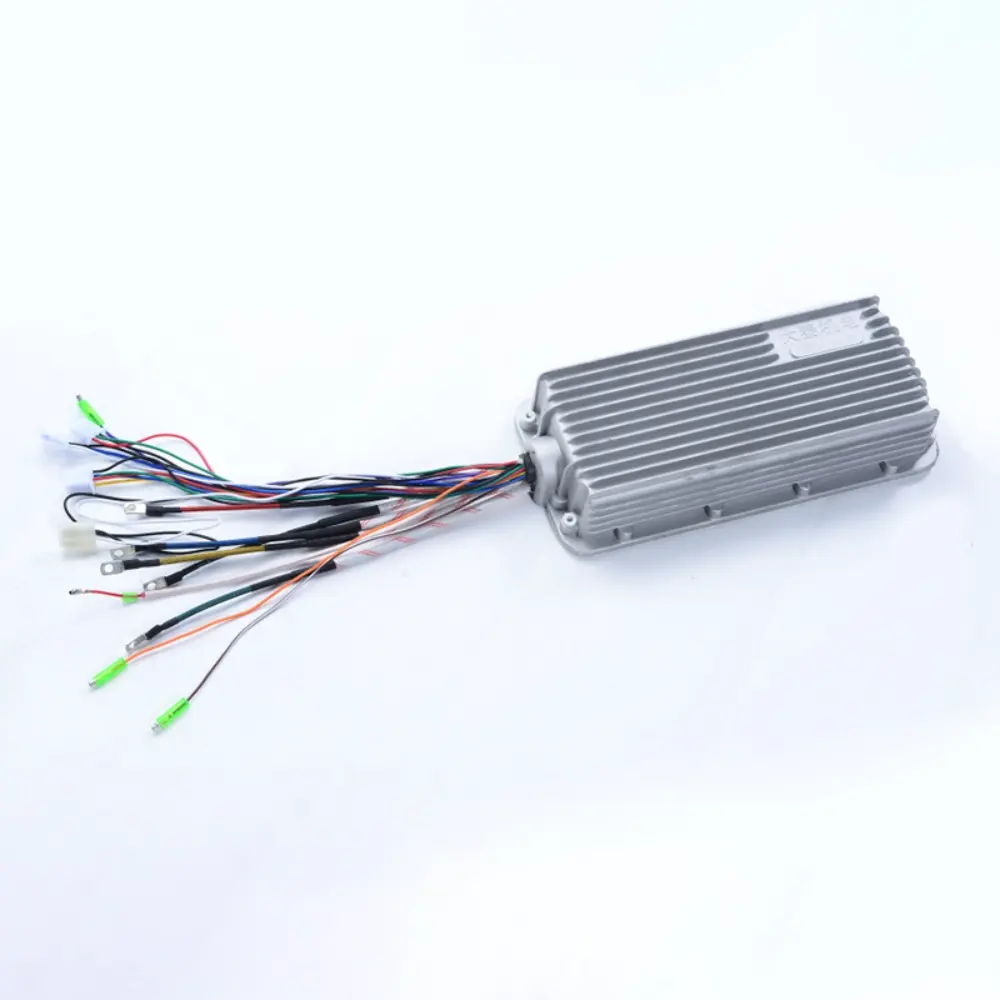 Three-phase mid-mounted motor