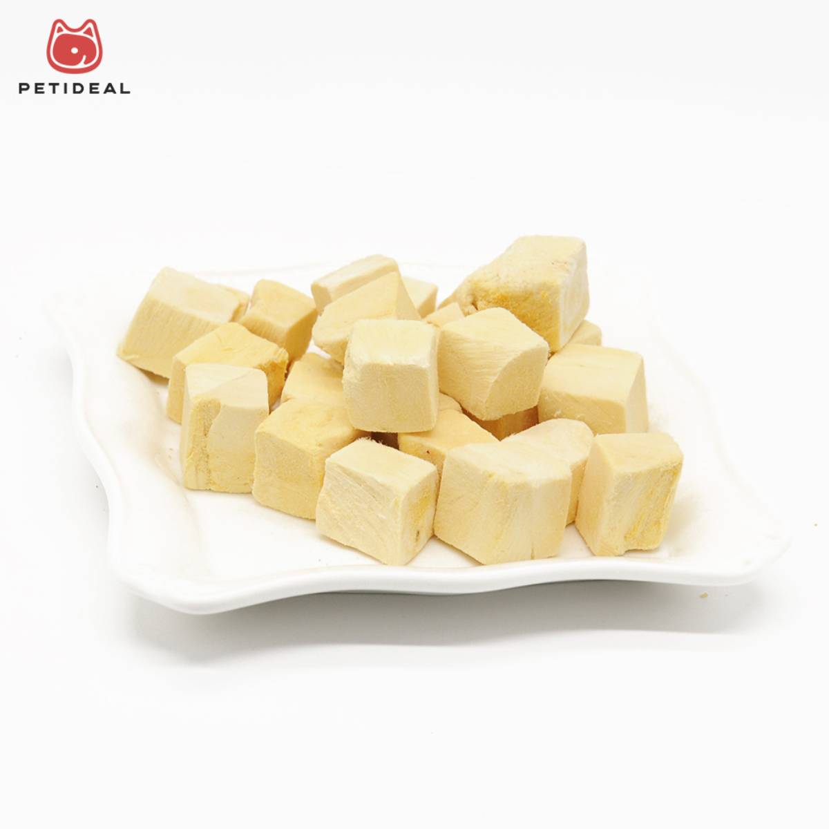 Freeze dried chicken cubes